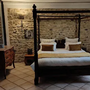 lamaisonxv.hotels-rhonealpes.com/
