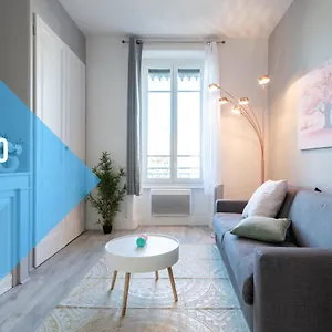 mac-studio-apartment.hotels-rhonealpes.com/